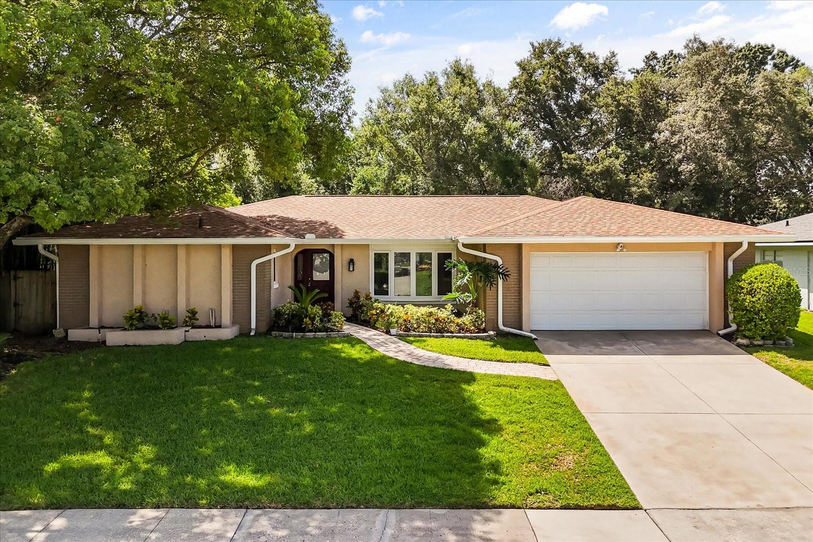 739 LITTLE WEKIVA CIR