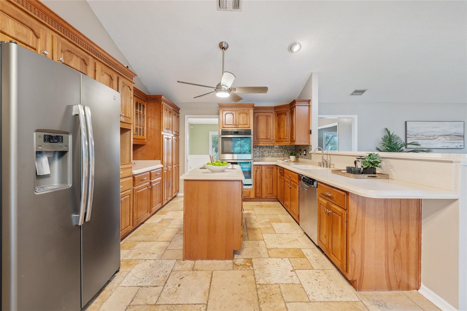 137 SPRING CHASE CIR