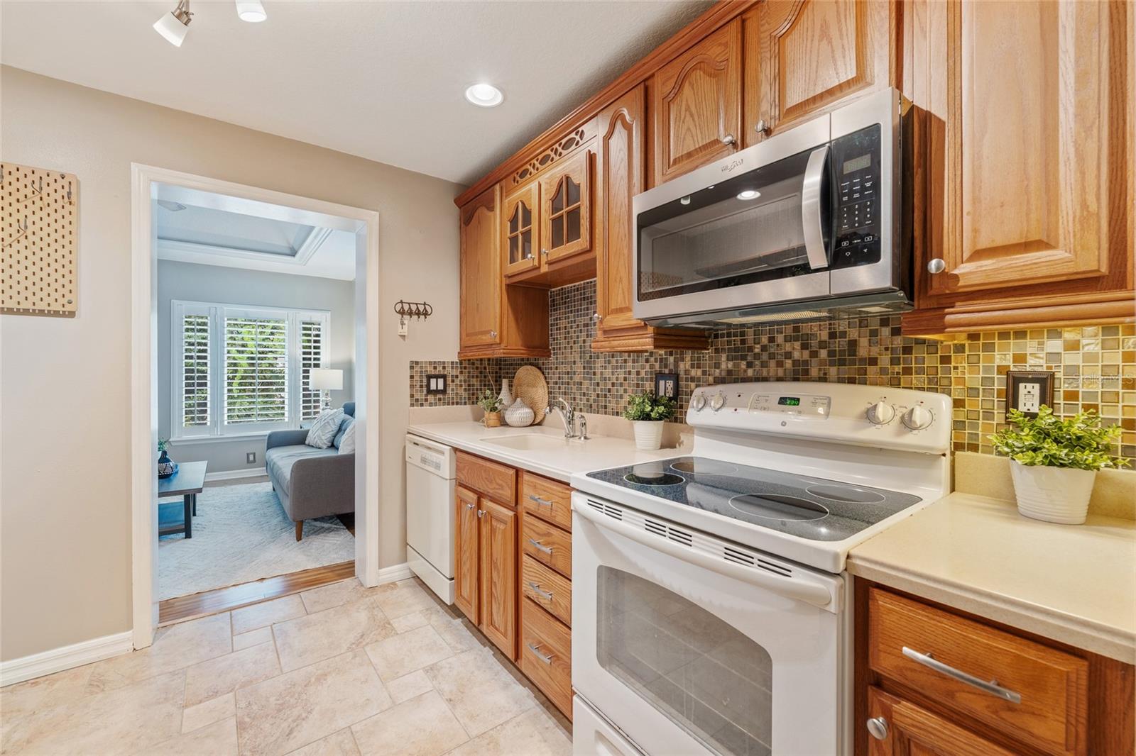 137 SPRING CHASE CIR