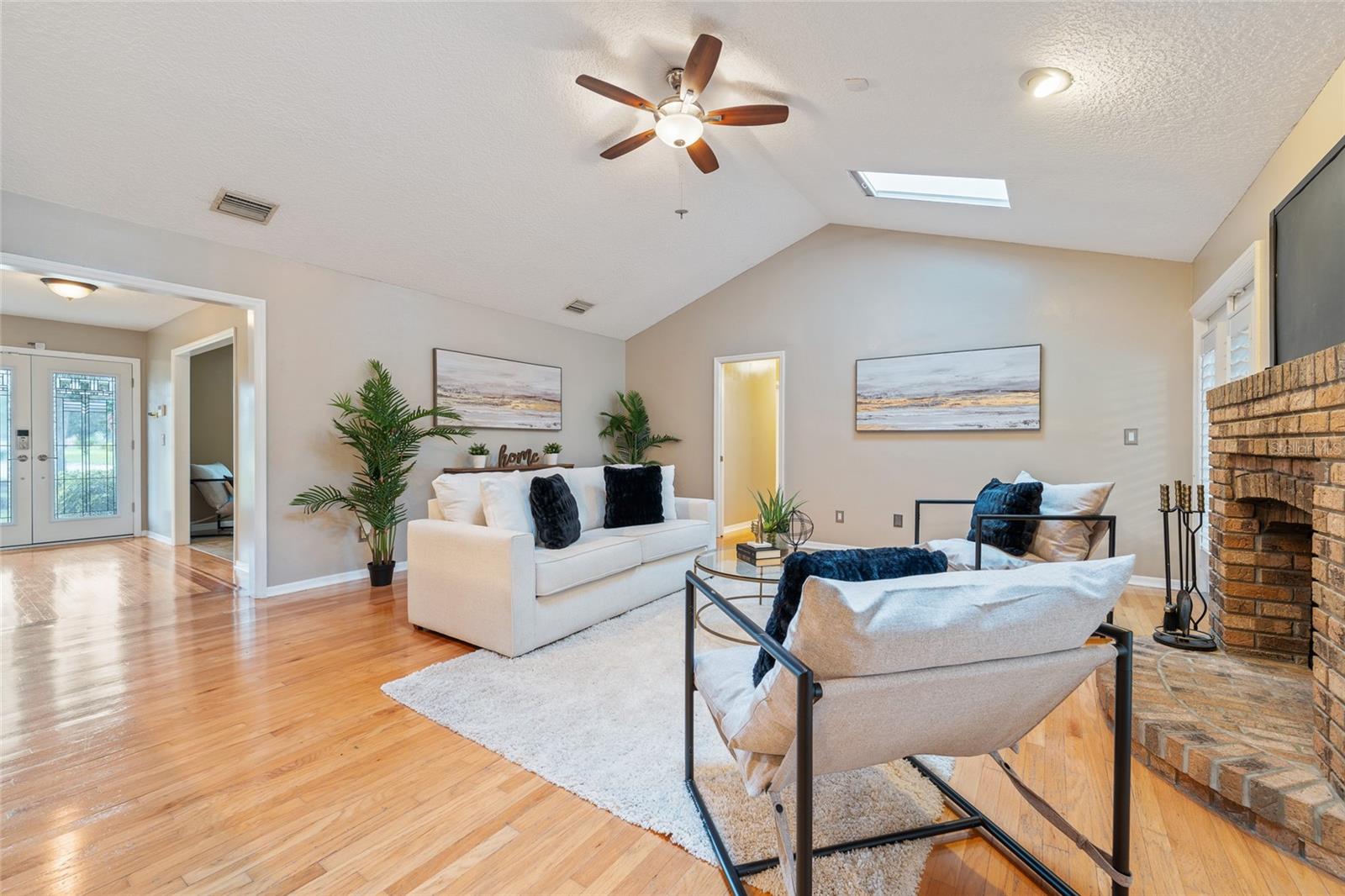 137 SPRING CHASE CIR