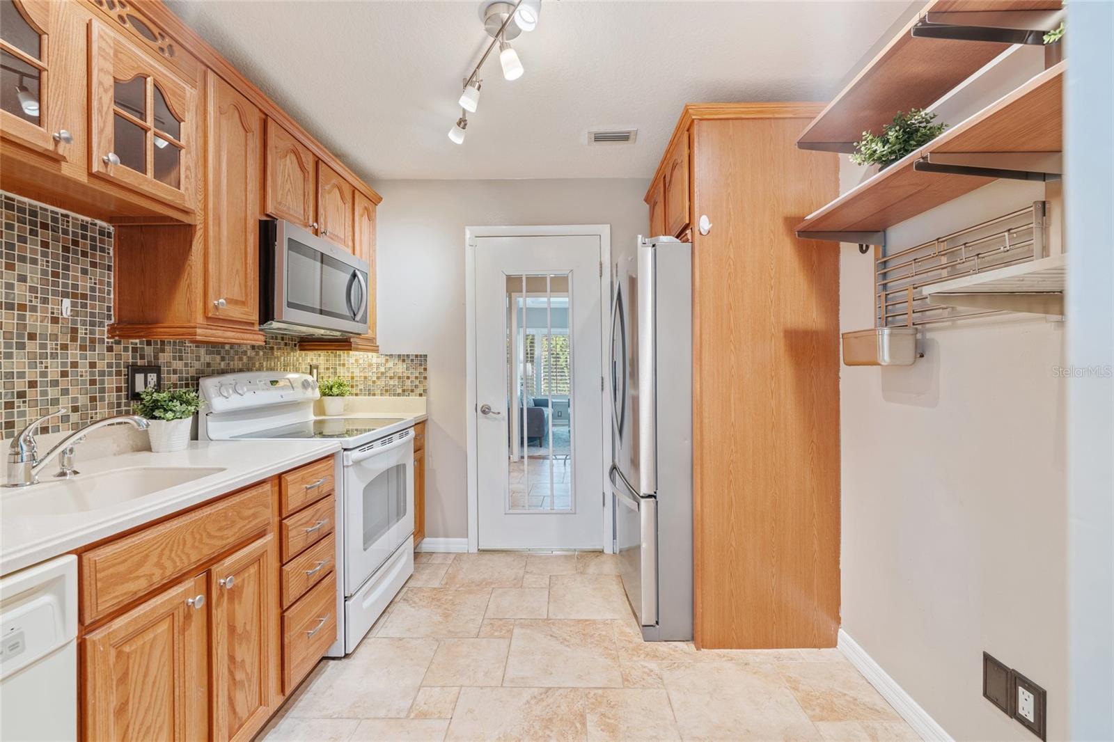 137 SPRING CHASE CIR