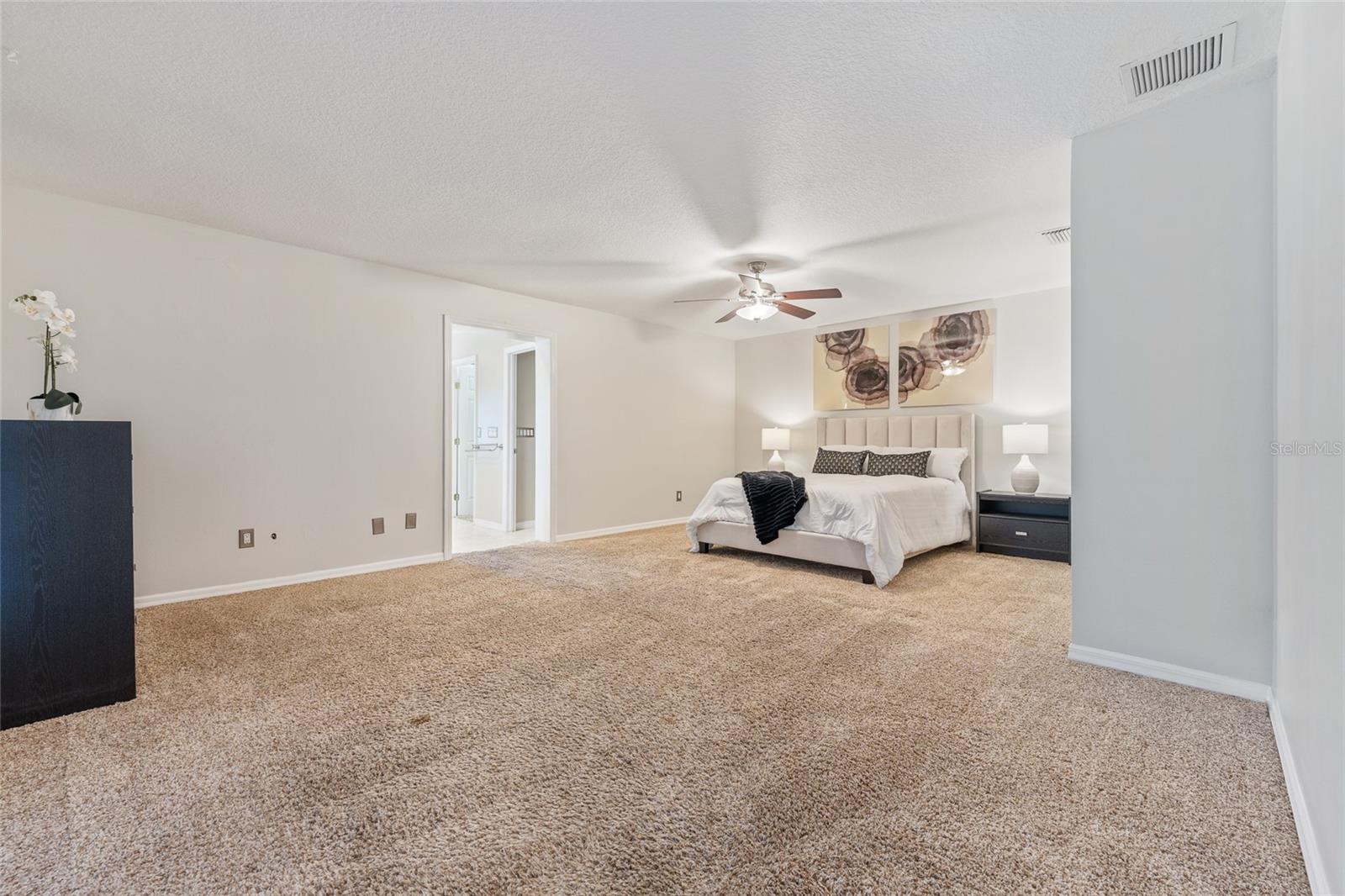 137 SPRING CHASE CIR