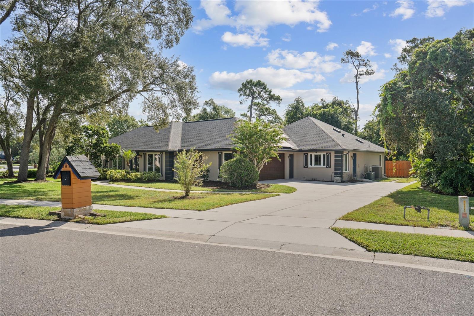 137 SPRING CHASE CIR