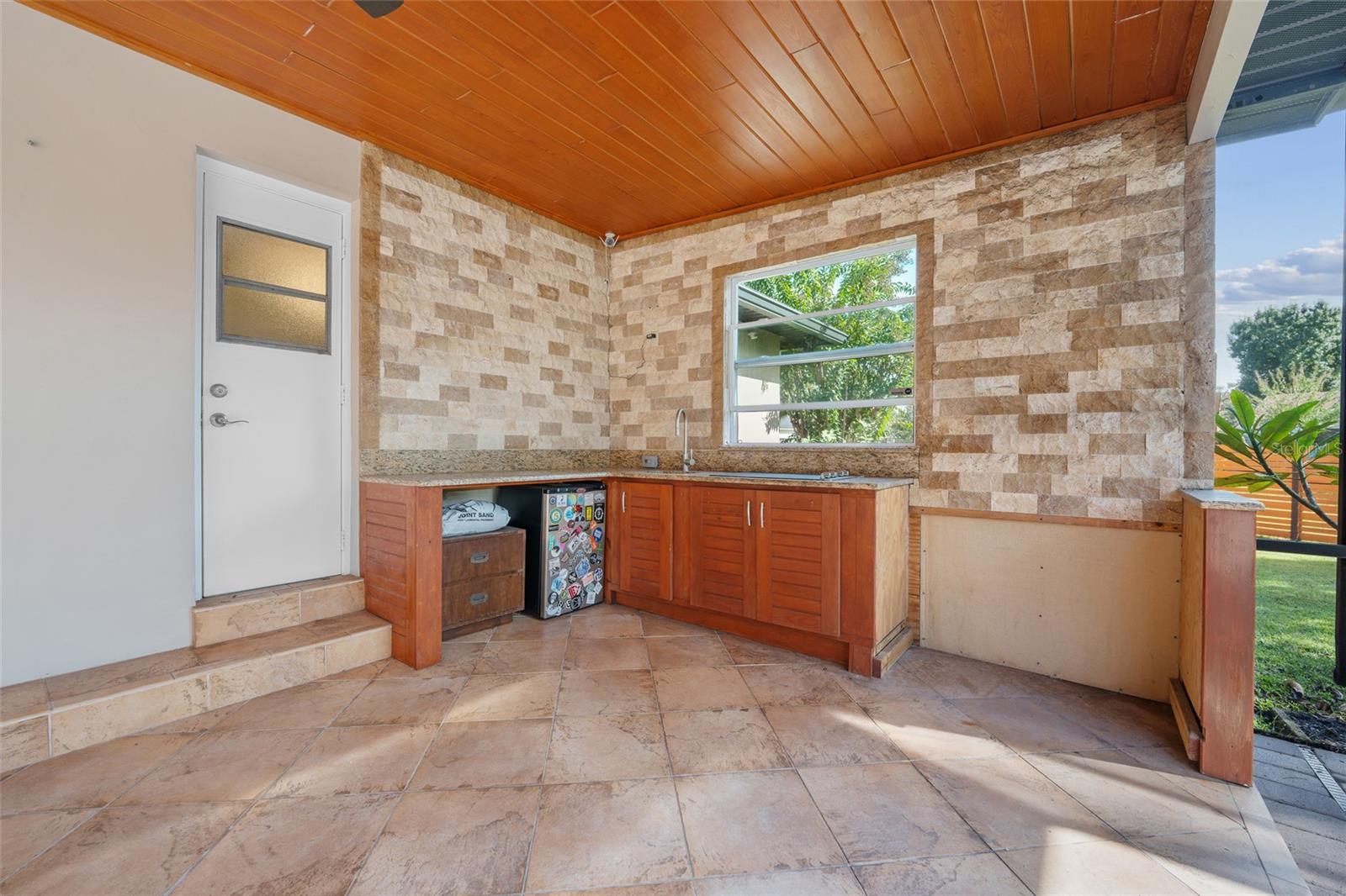 137 SPRING CHASE CIR