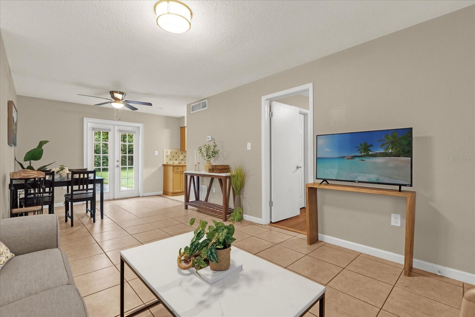 1108 HENRY BALCH DR