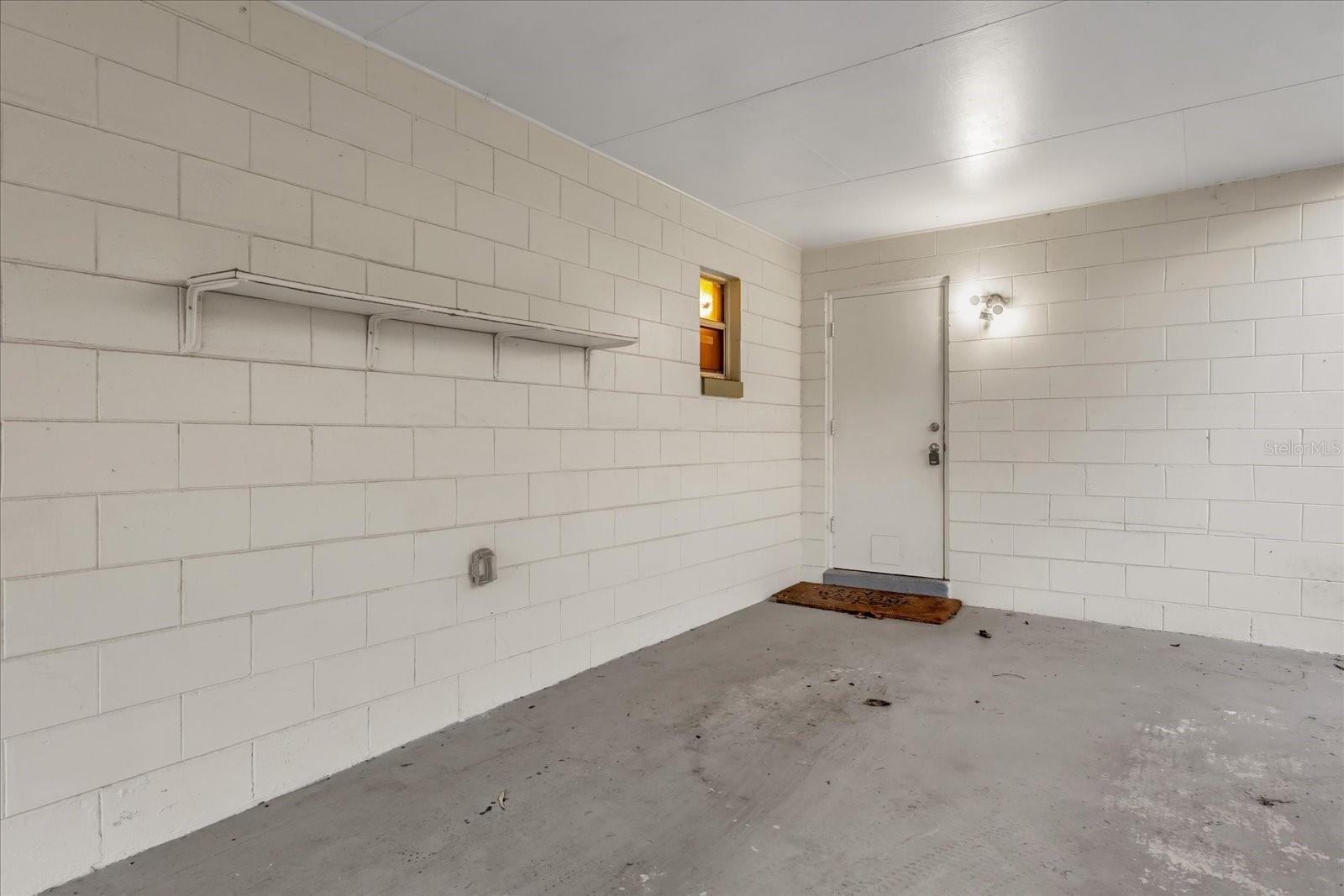 1108 HENRY BALCH DR
