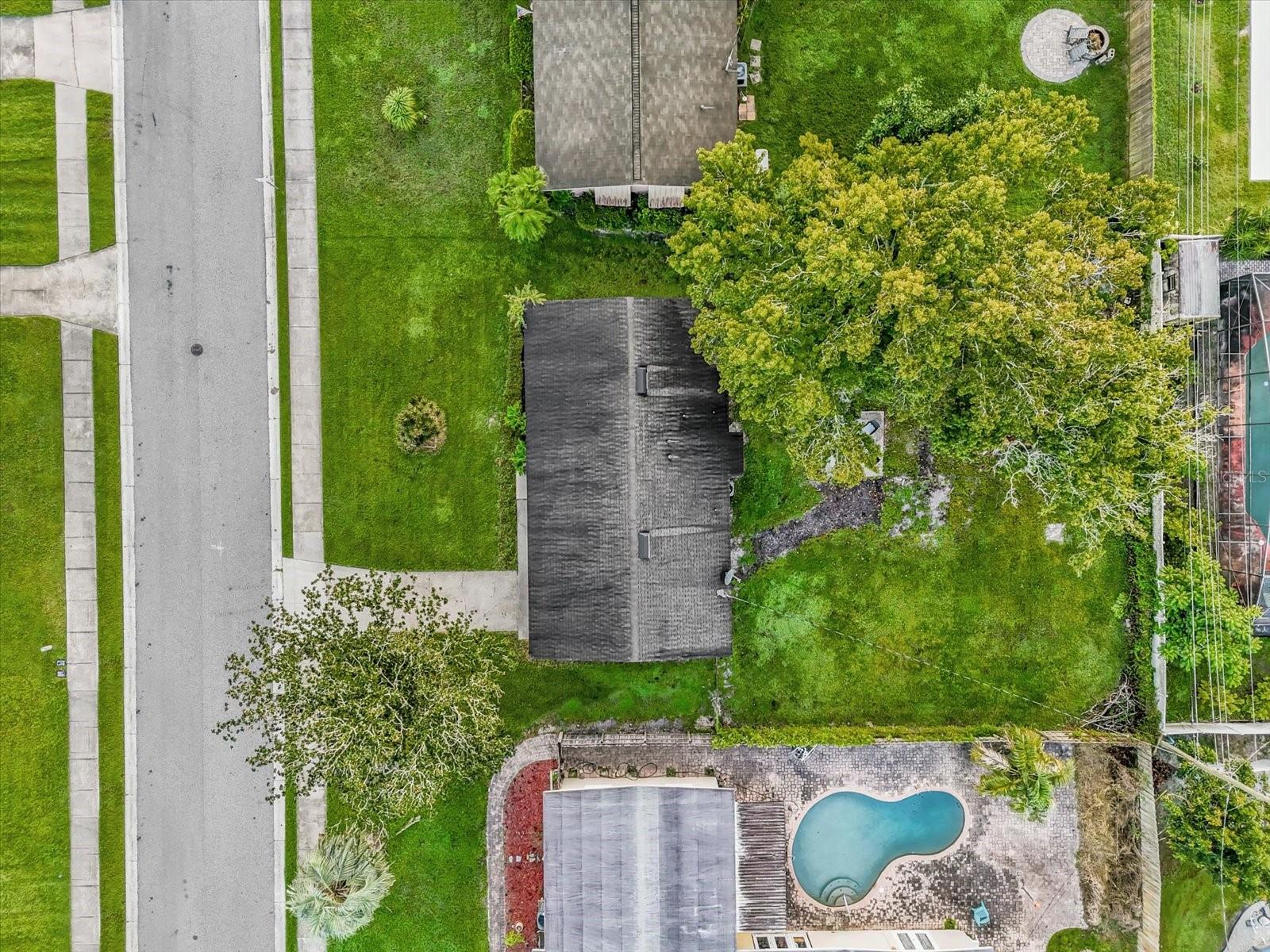 2208 MOSHER DR