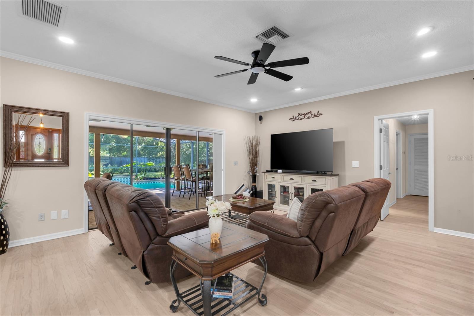 2282 SPRINGS LANDING BOULEVARD