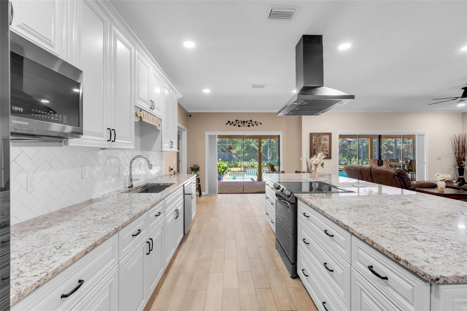 2282 SPRINGS LANDING BOULEVARD