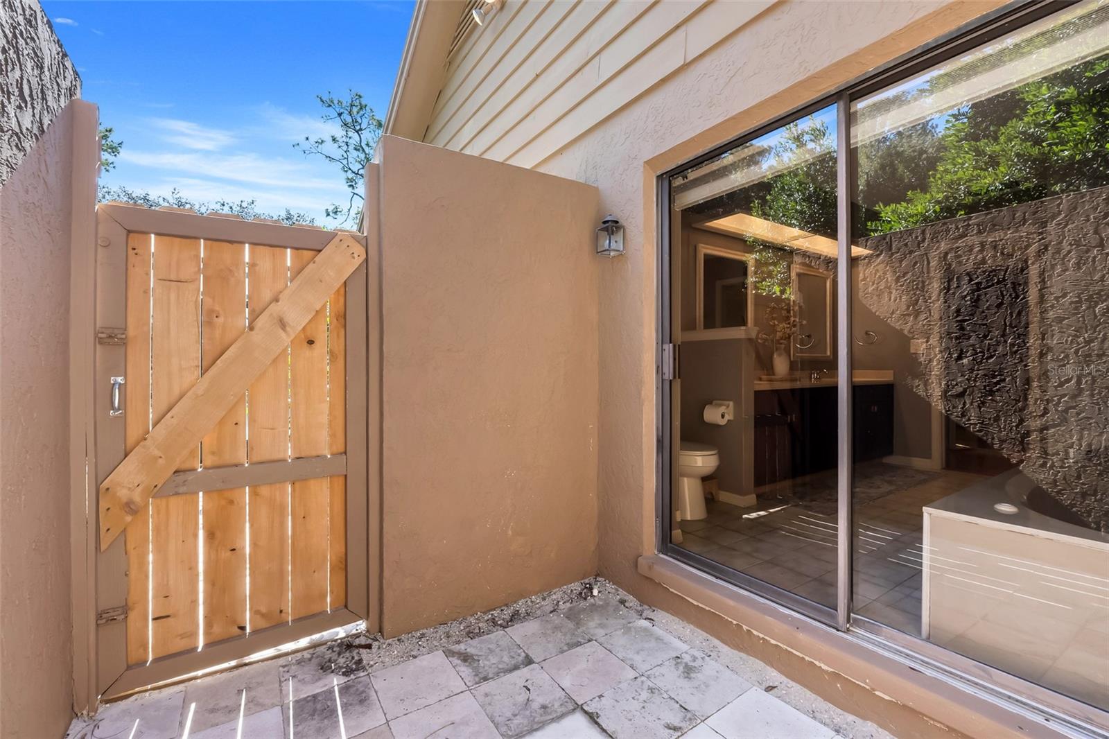 2282 SPRINGS LANDING BOULEVARD