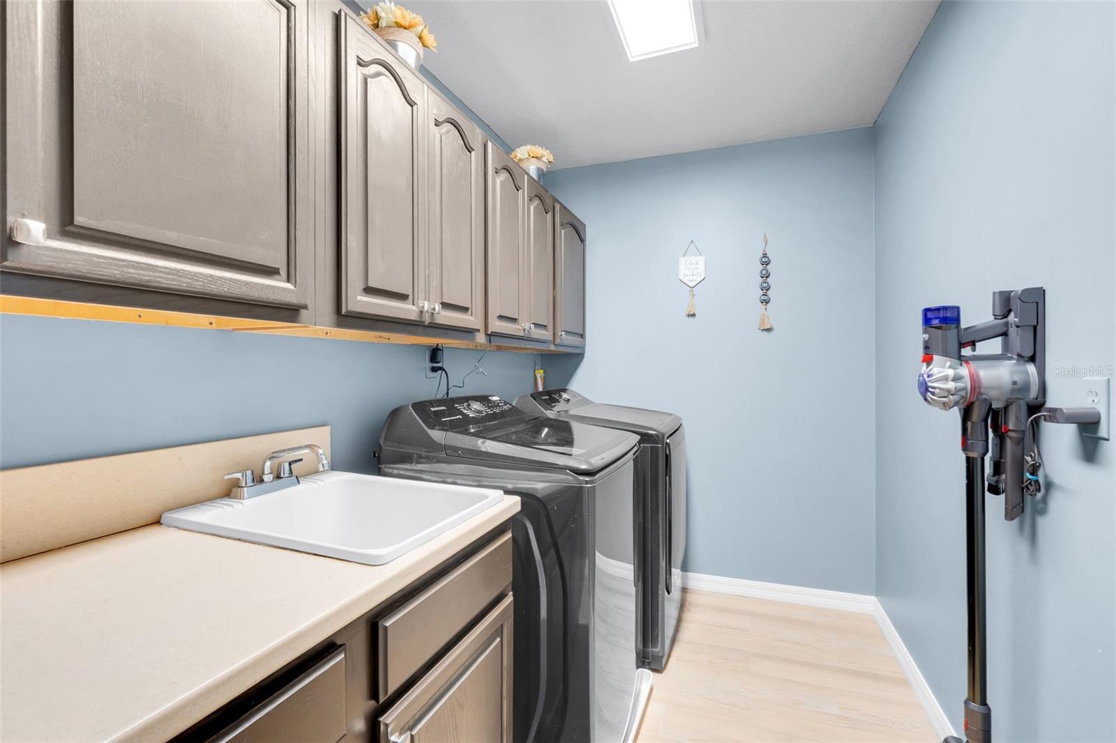 2282 SPRINGS LANDING BOULEVARD