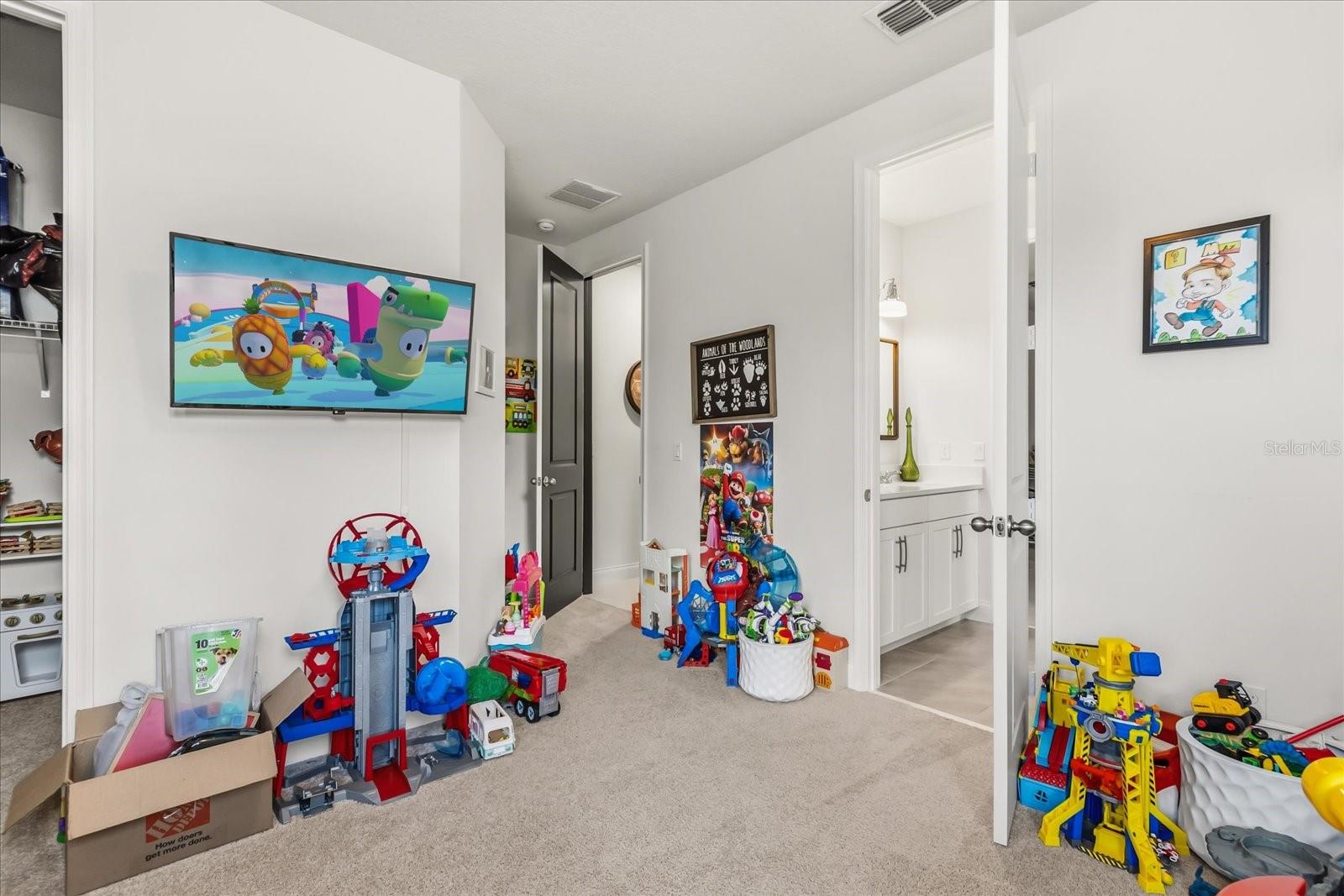 639 PRIMROSE WILLOW WAY