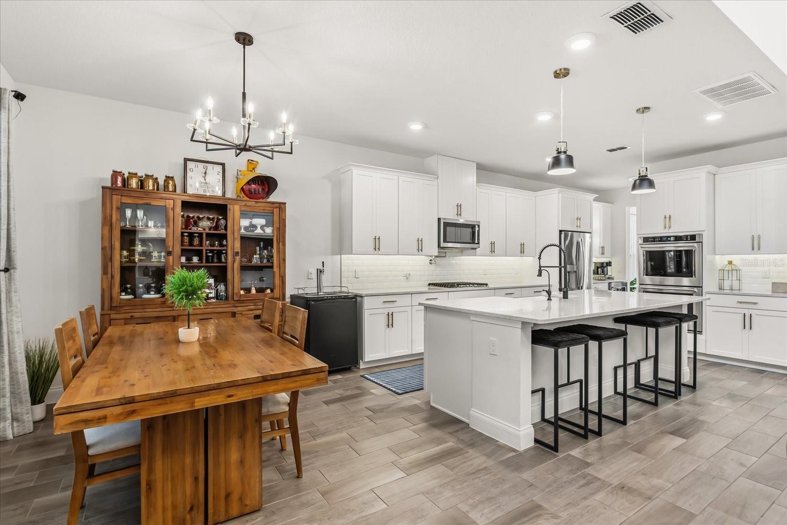 639 PRIMROSE WILLOW WAY