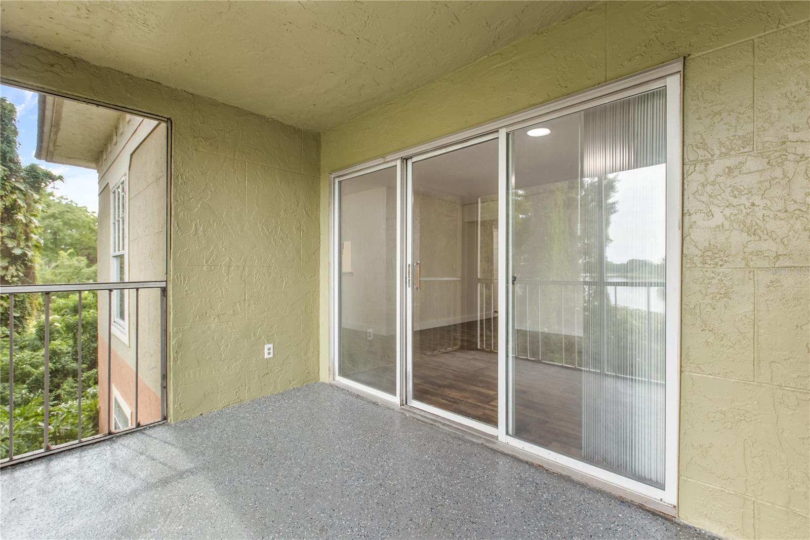 4038 VERSAILLES DR #4038C