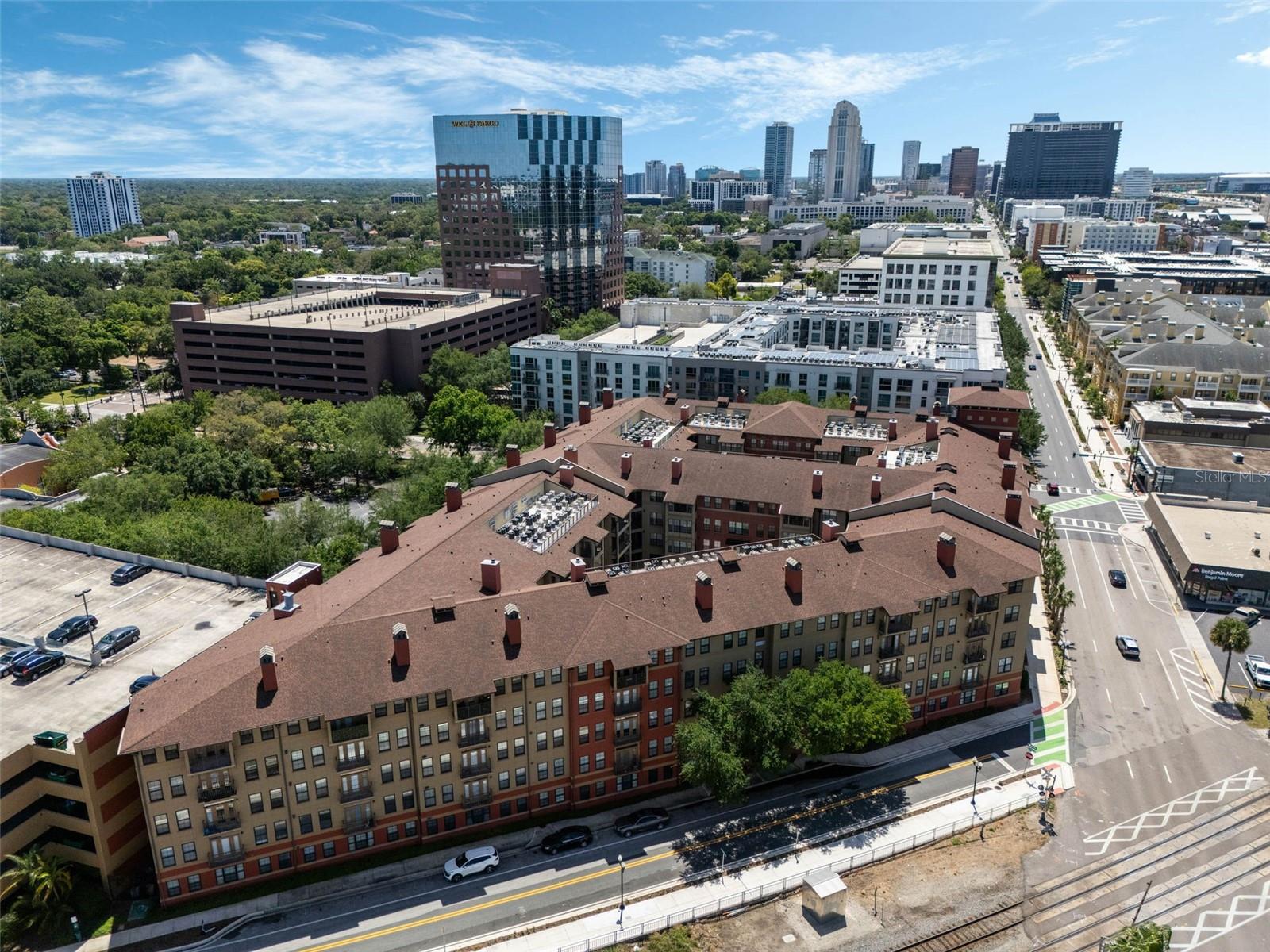 911 N ORANGE AVE #548