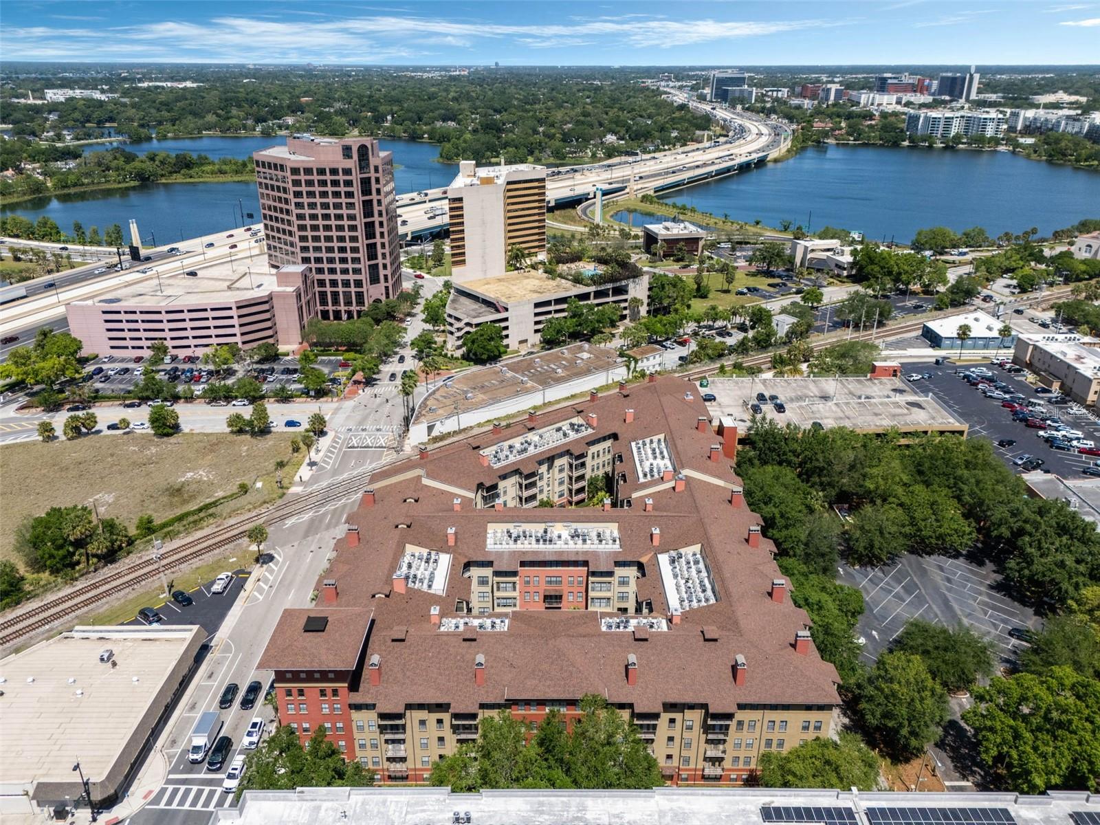 911 N ORANGE AVE #548