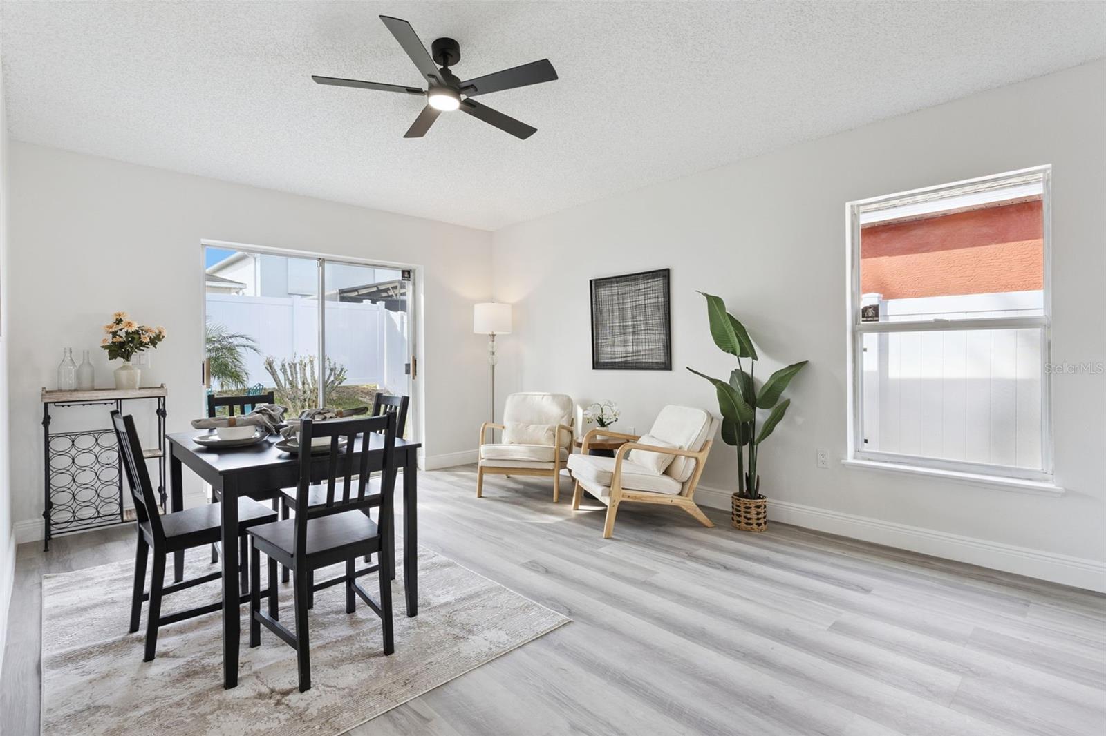 453 DOMINISH ESTATES DR