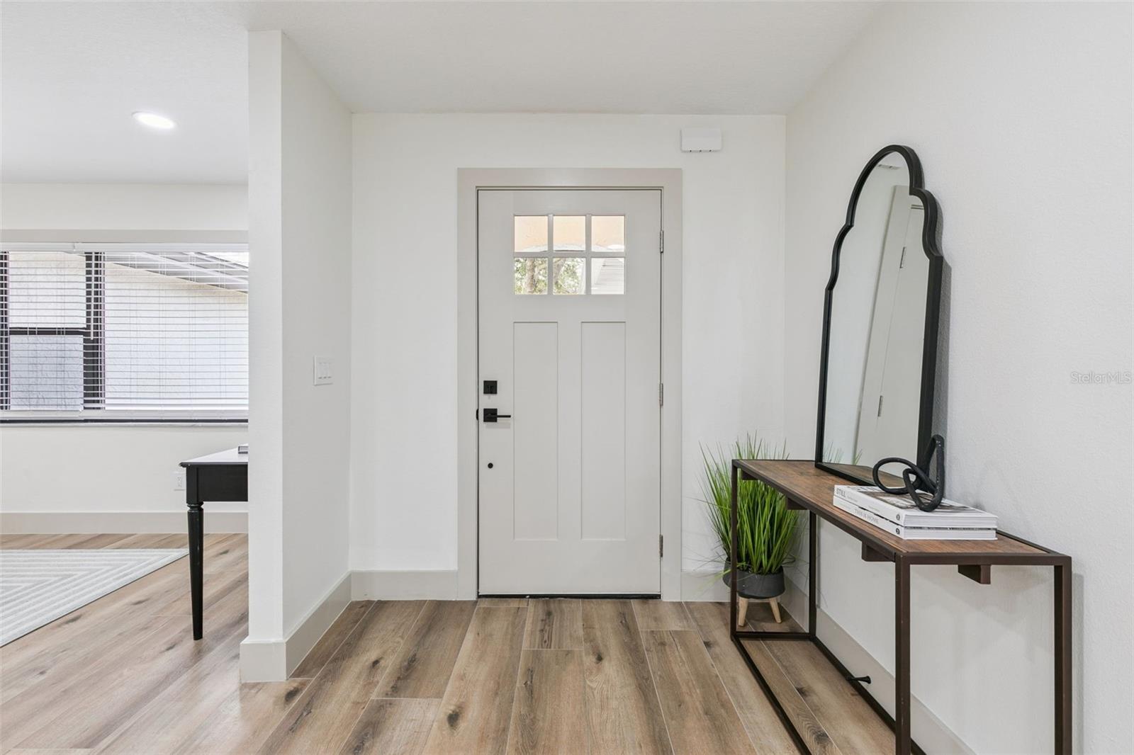 622 SPRING OAKS BLVD