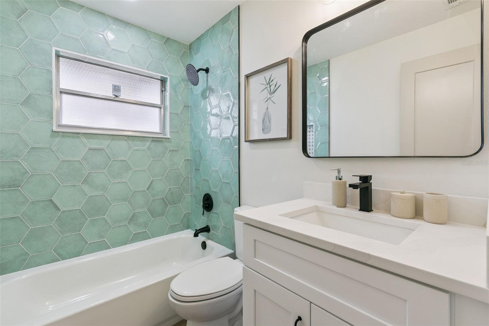 622 SPRING OAKS BLVD