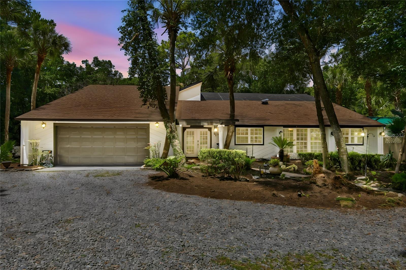 138 WISTERIA DR