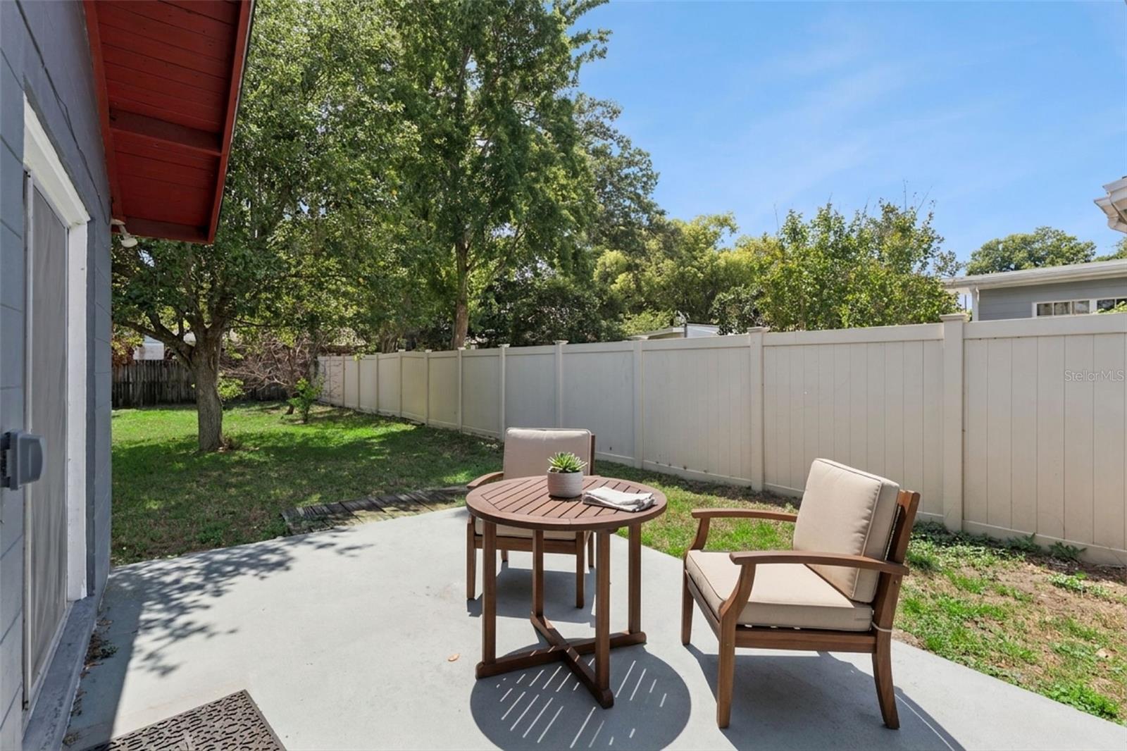 1512 OVERLAKE AVE