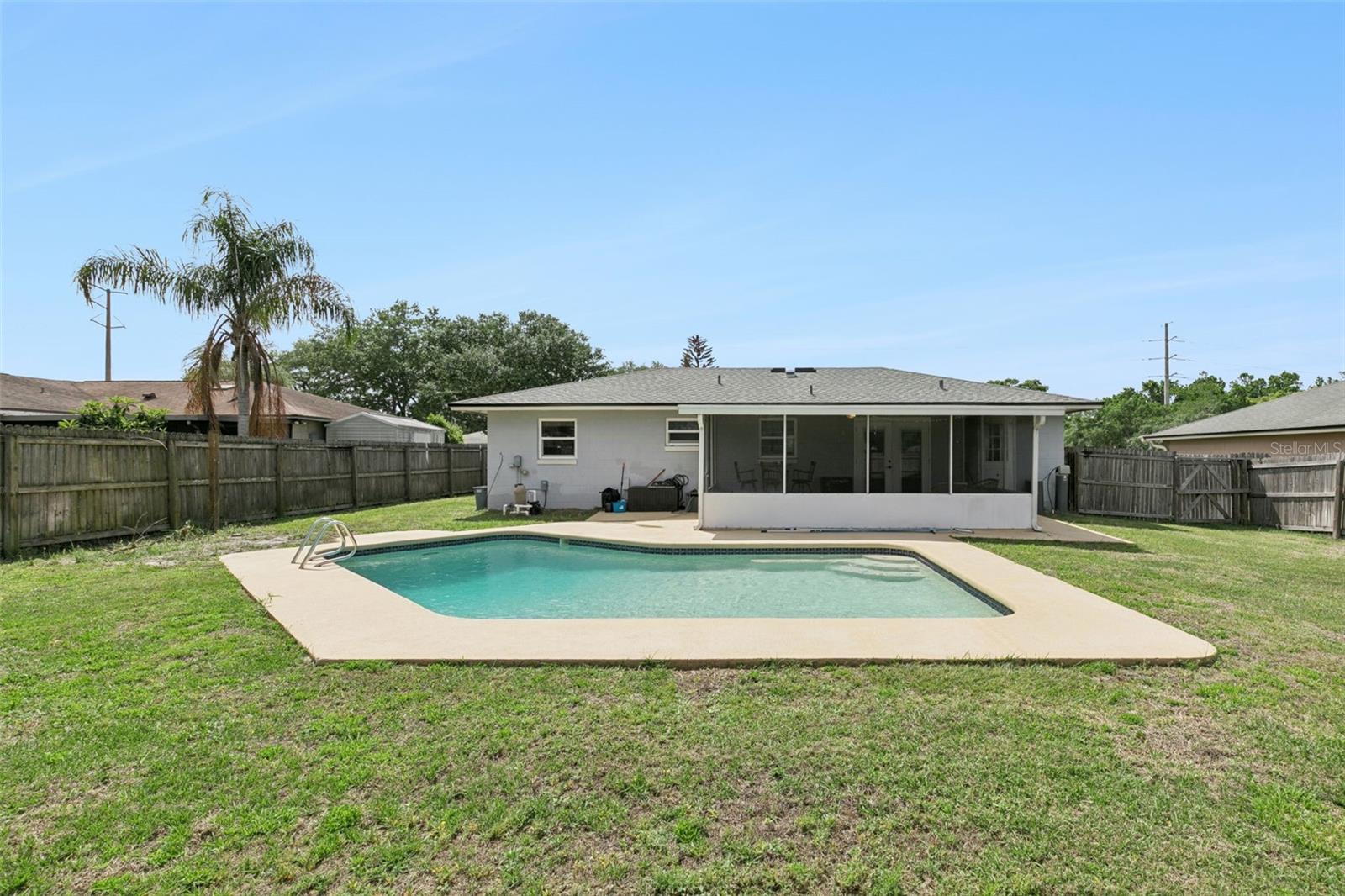 102 N SILVER CLUSTER CT