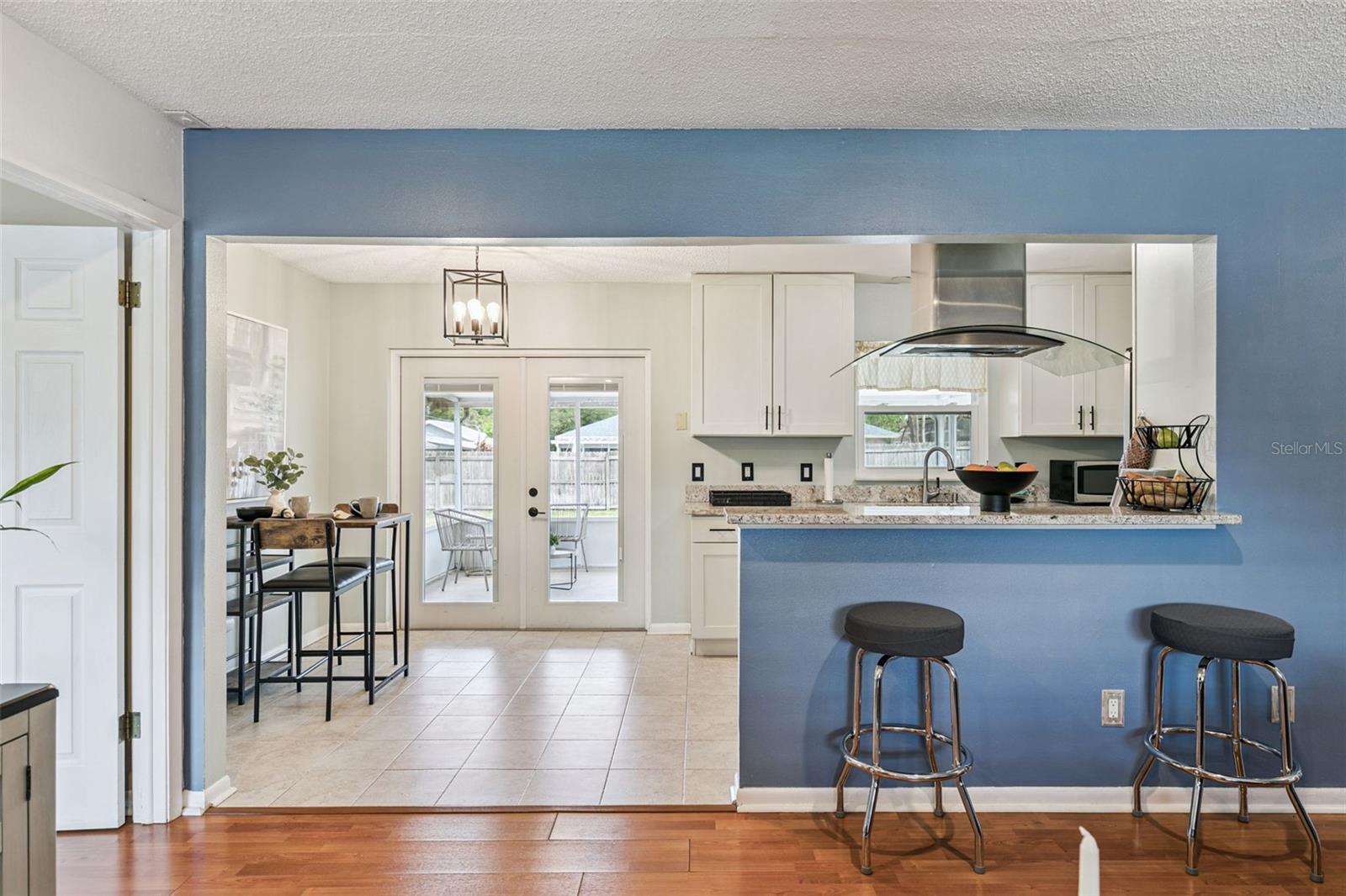 102 N SILVER CLUSTER CT