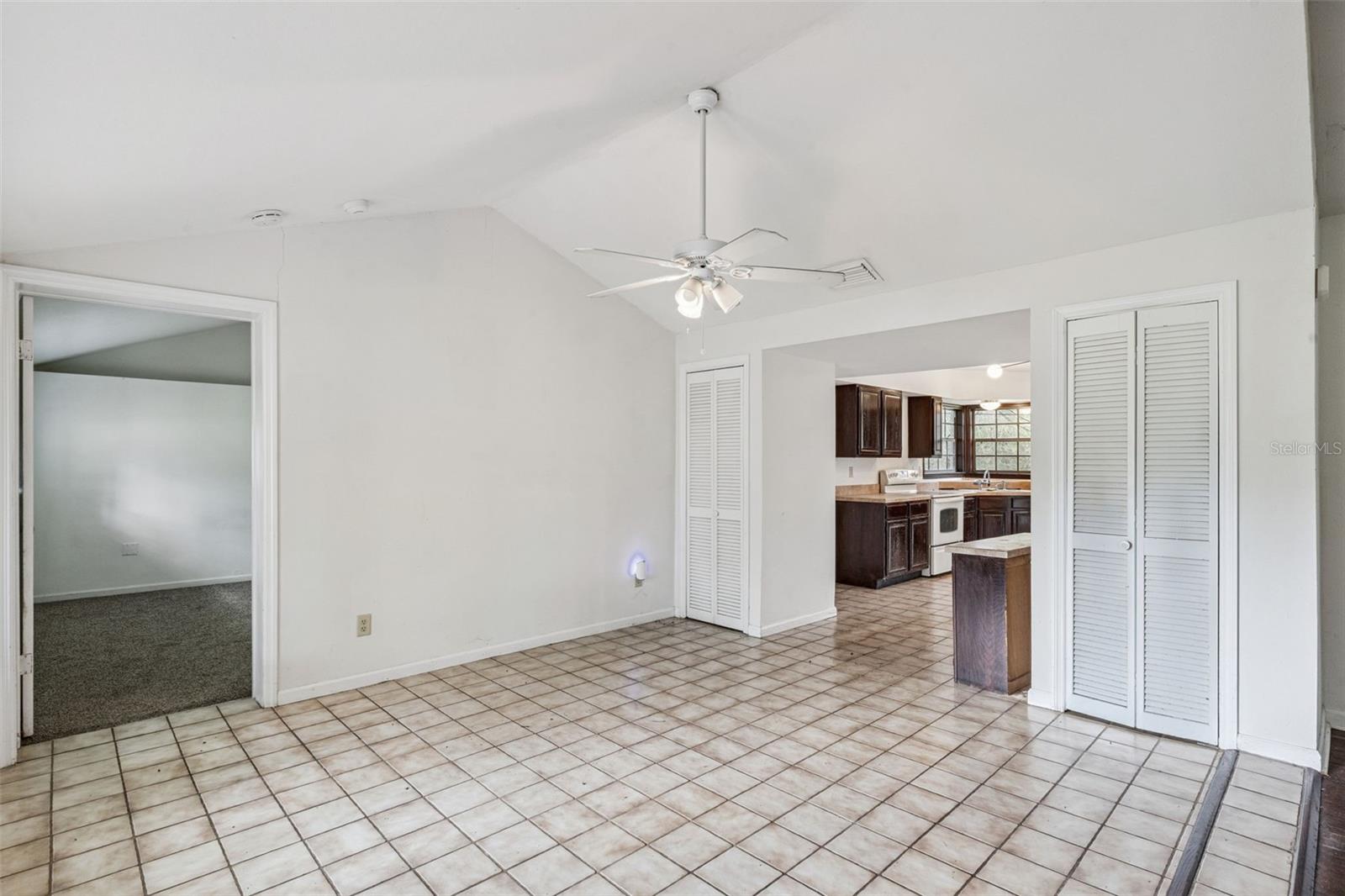 2015 BUCKMINSTER CIR