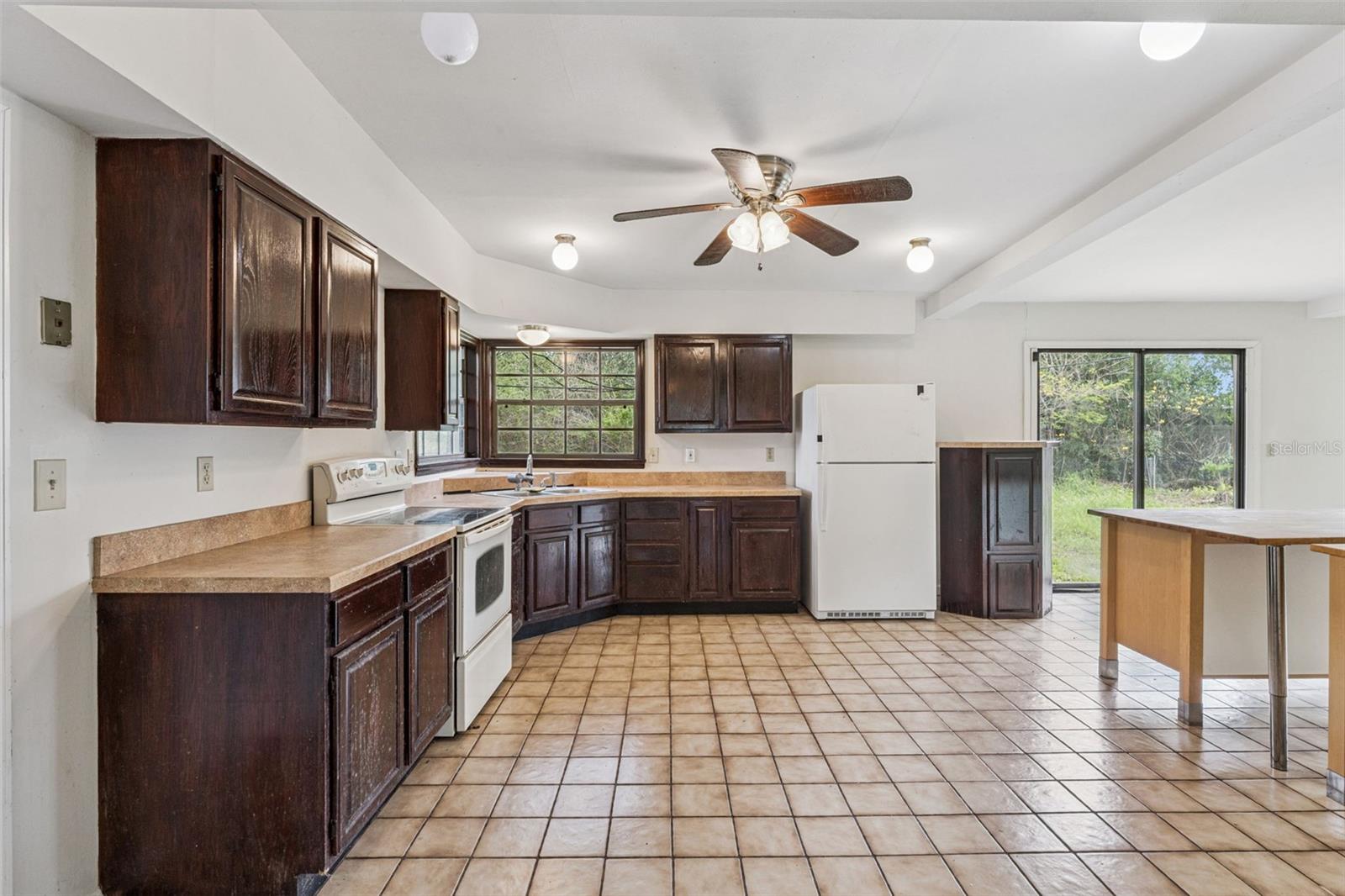 2015 BUCKMINSTER CIR