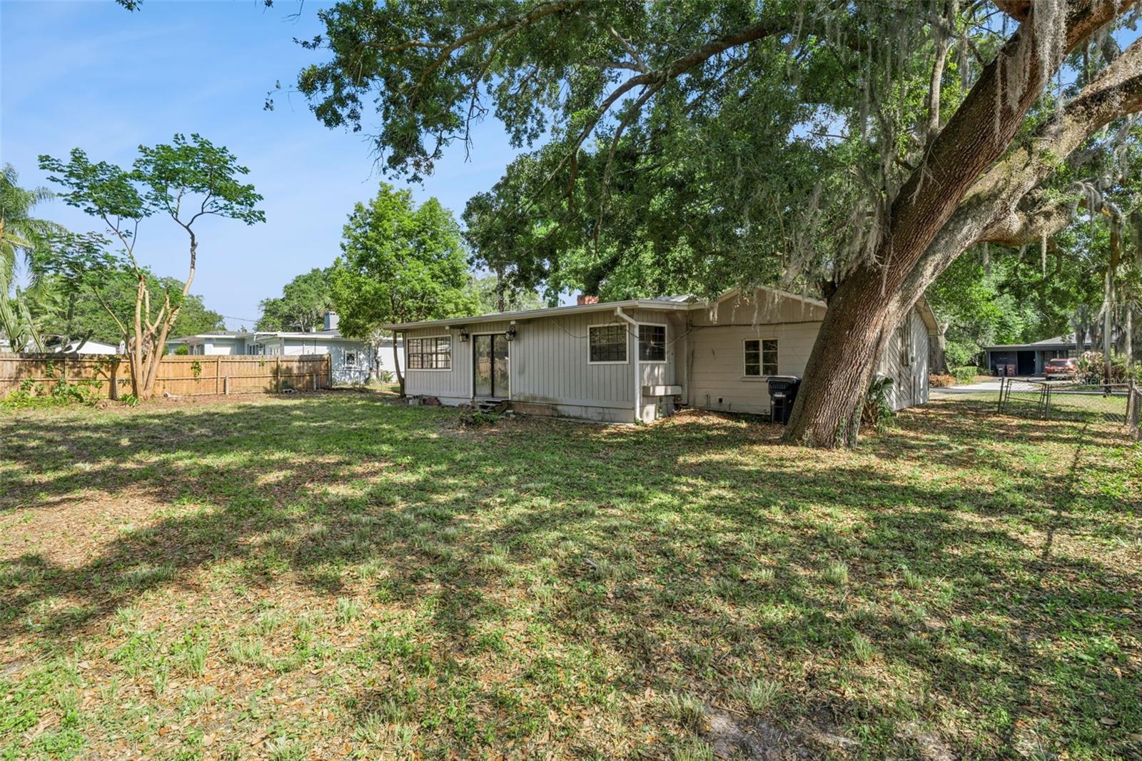 2015 BUCKMINSTER CIR