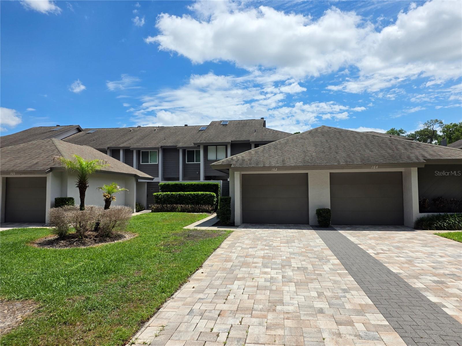 162 OLIVE TREE CIR