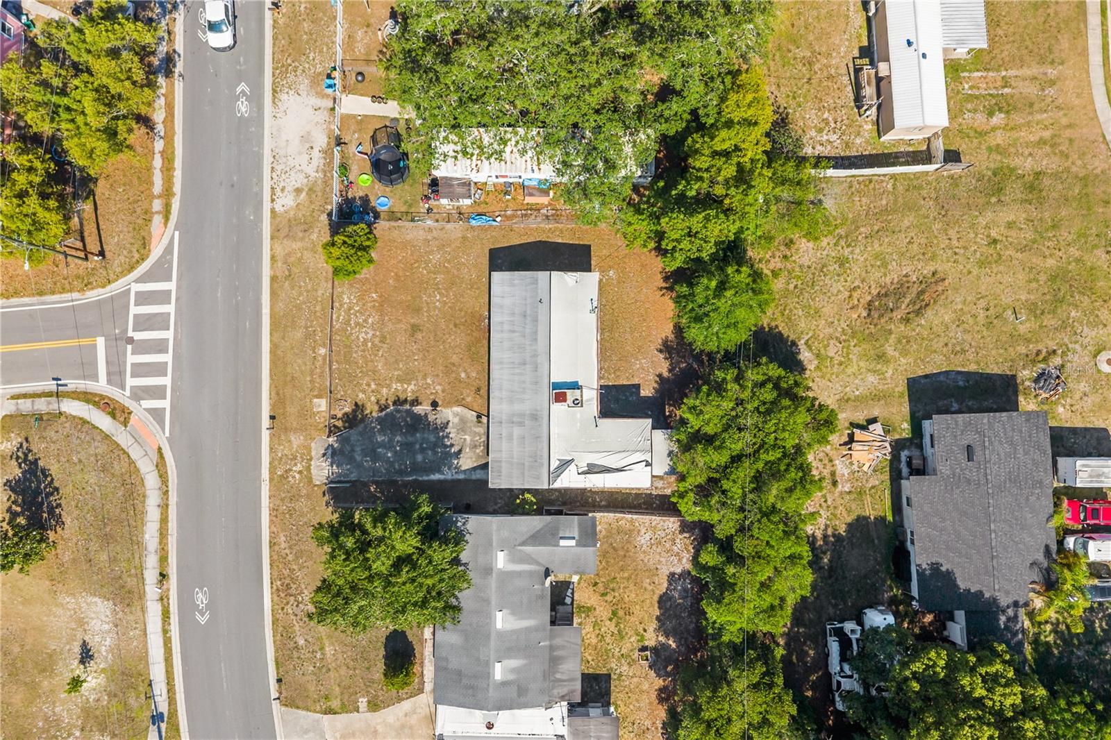 1520 PARK DR