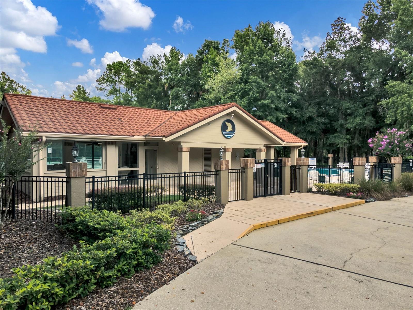2271 SPRINGS LANDING BLVD