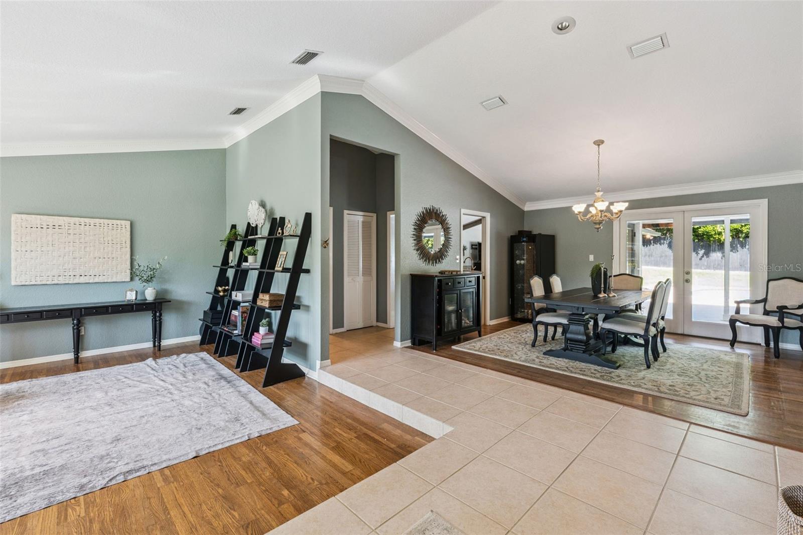 358 BRANTLEY CLUB PL