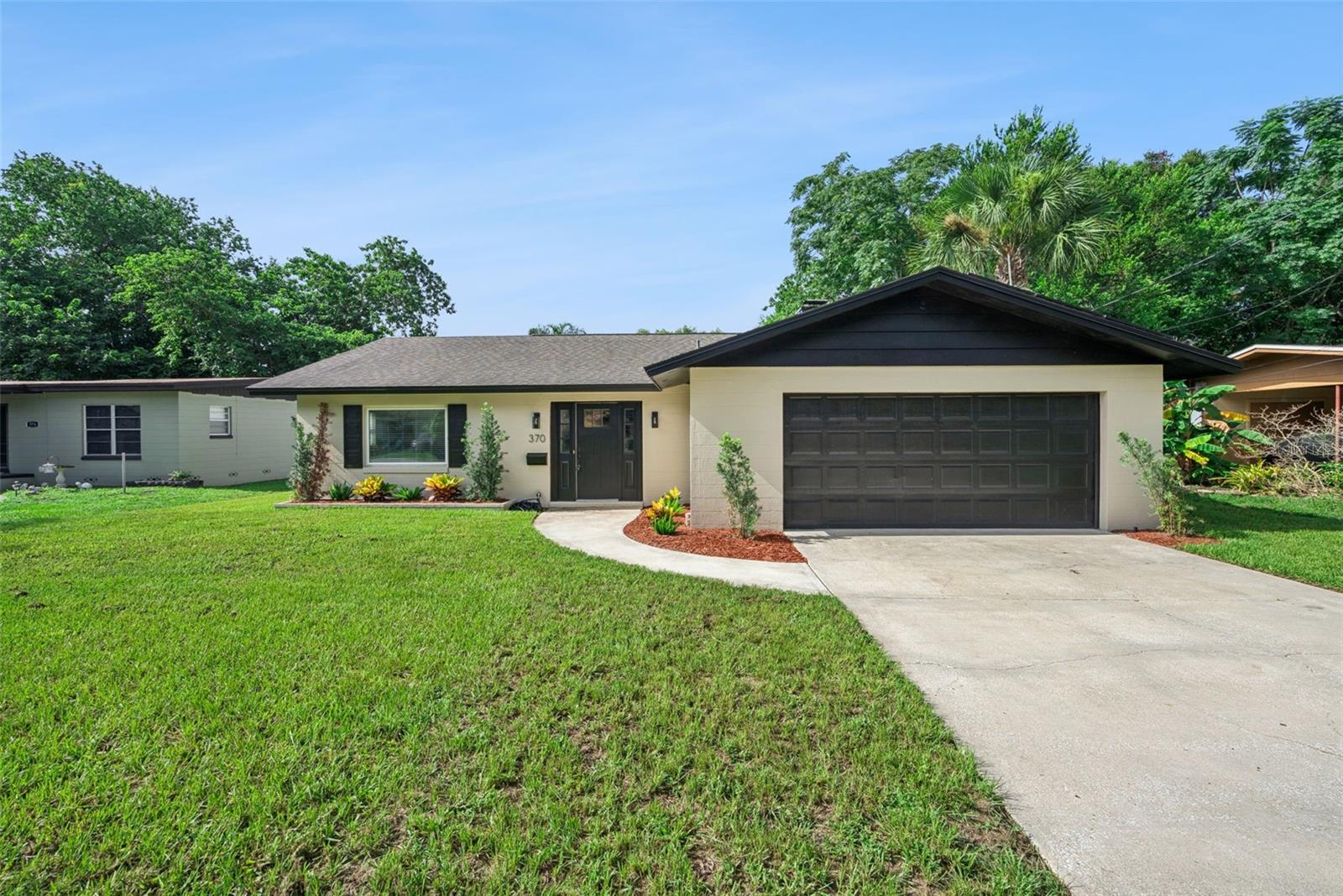 370 SULTANA LN