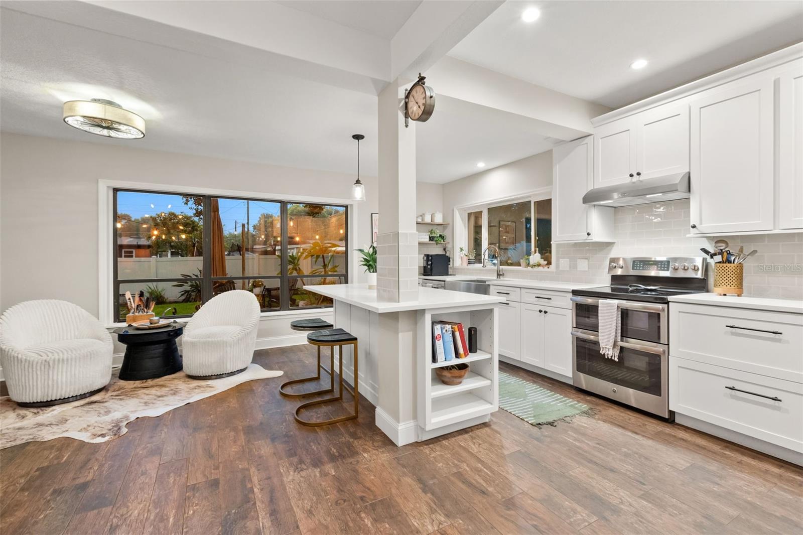 1562 ARBOR PARK DR