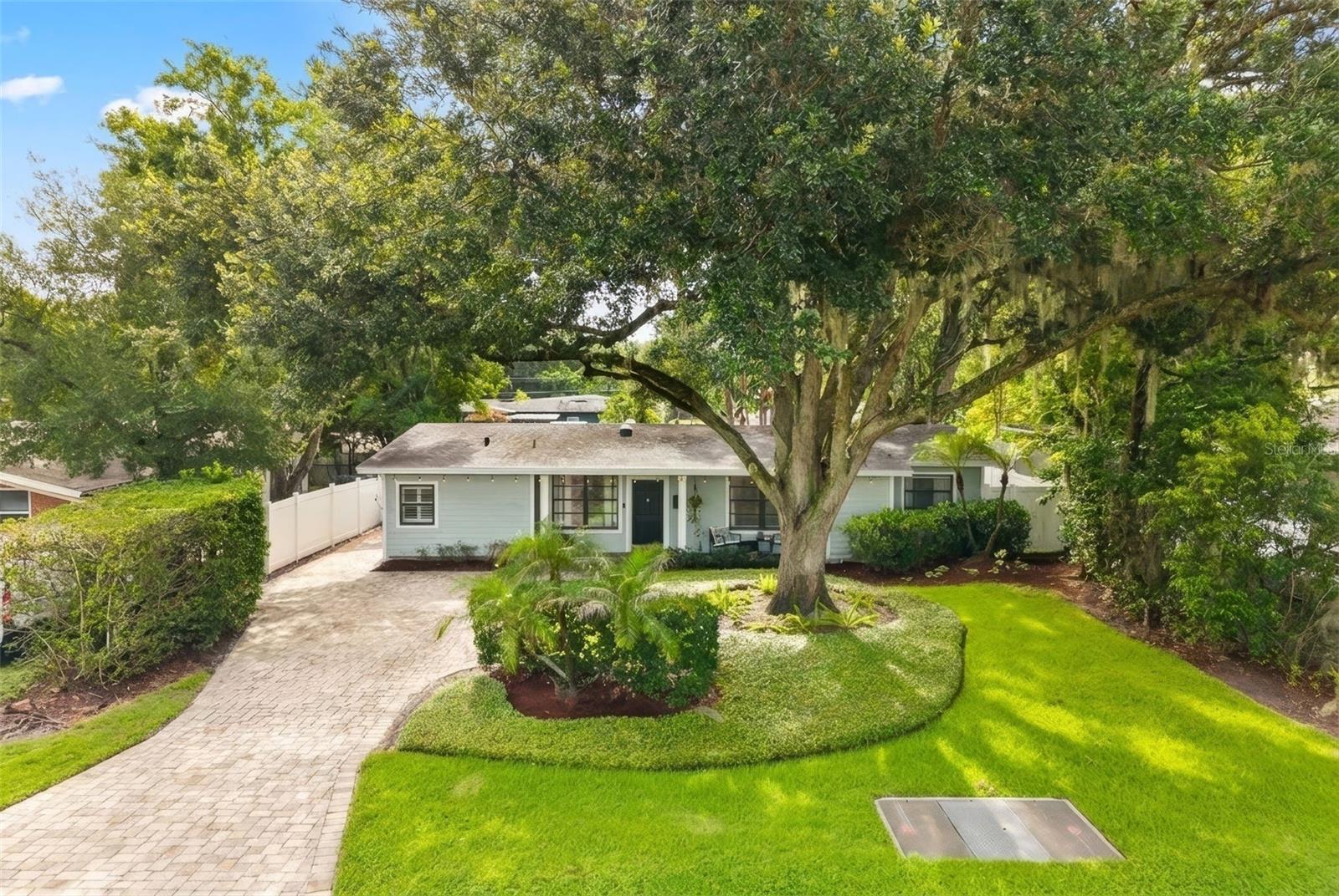 1562 ARBOR PARK DR