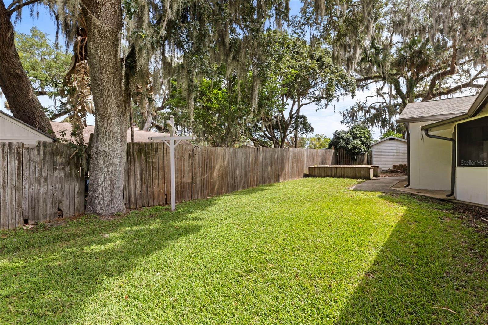 121 OAK RIDGE AVE