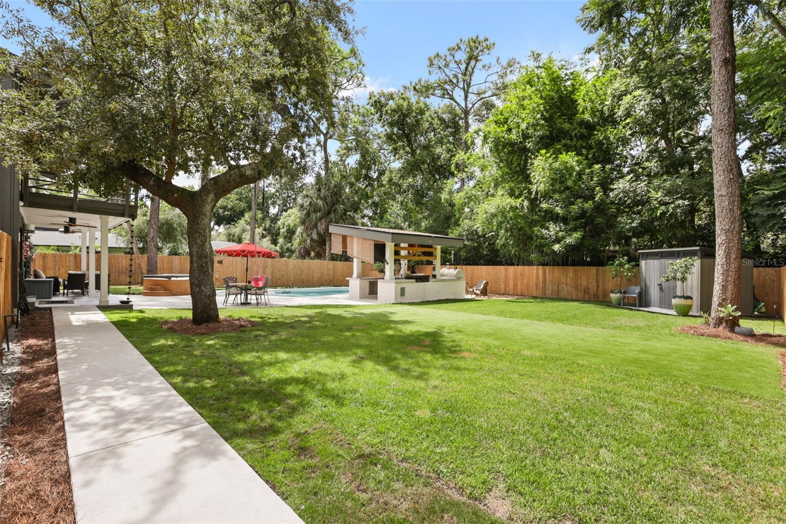 104 WILD FERN DR