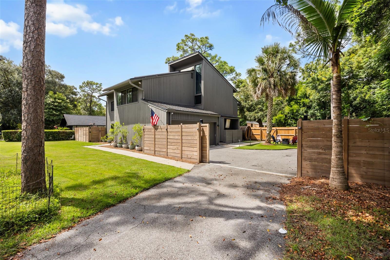 104 WILD FERN DR