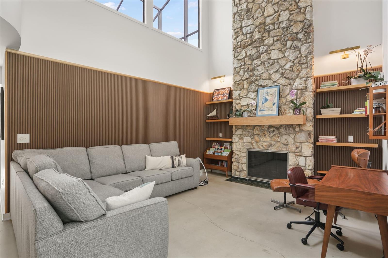 104 WILD FERN DR