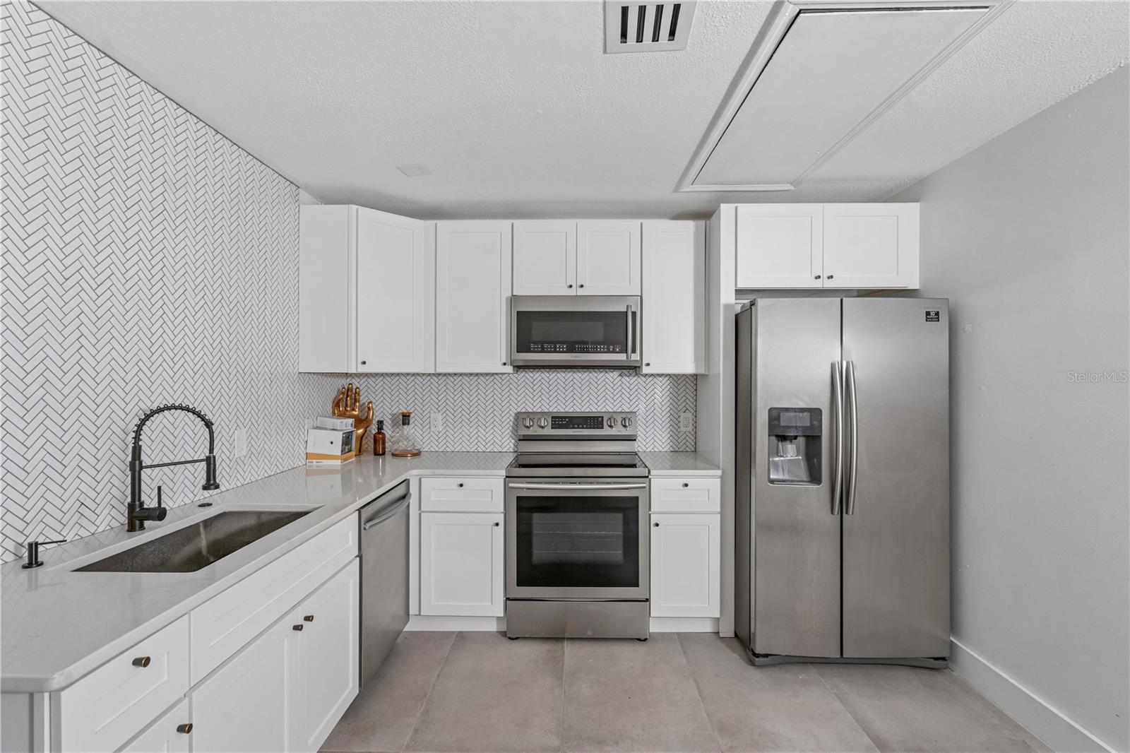 2878 S OSCEOLA AVE #5E