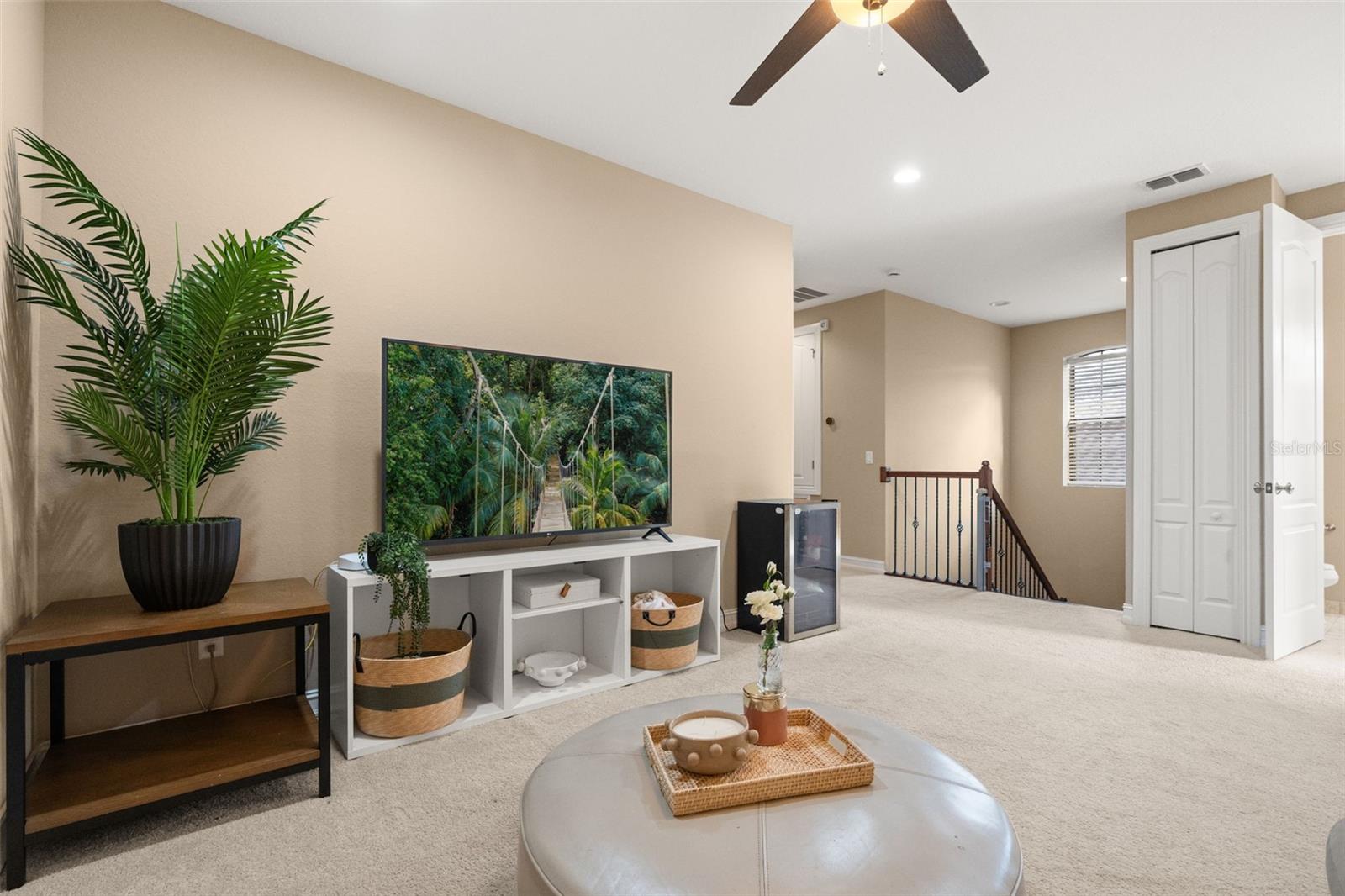 1260 BELLA VISTA CIR