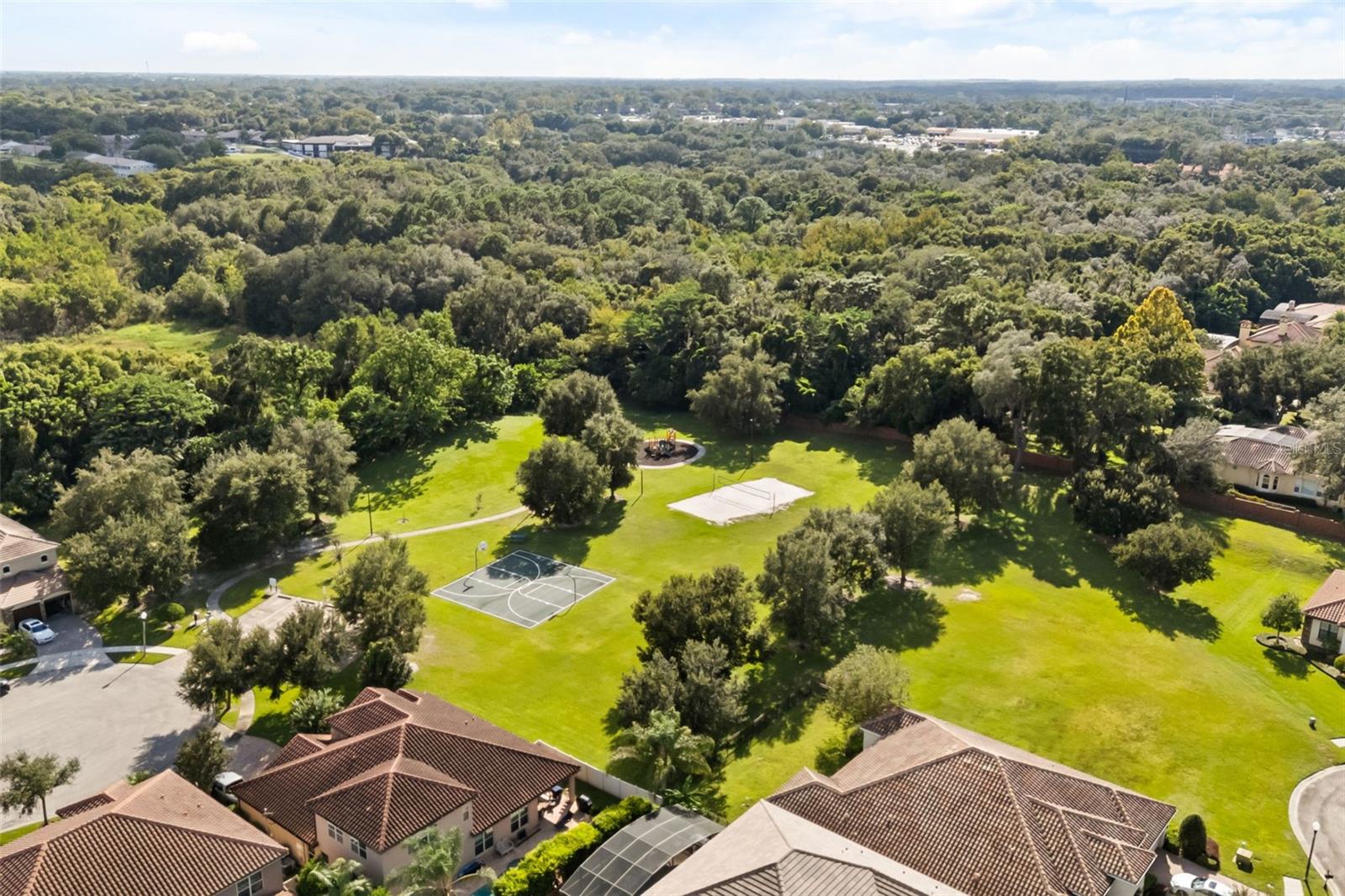 1260 BELLA VISTA CIR