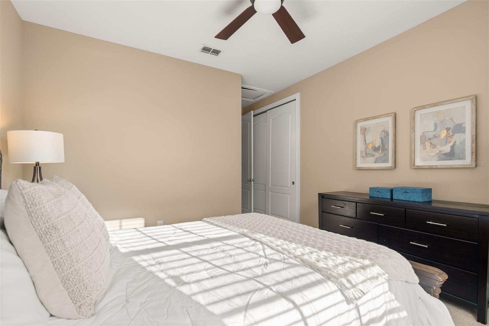 1260 BELLA VISTA CIR