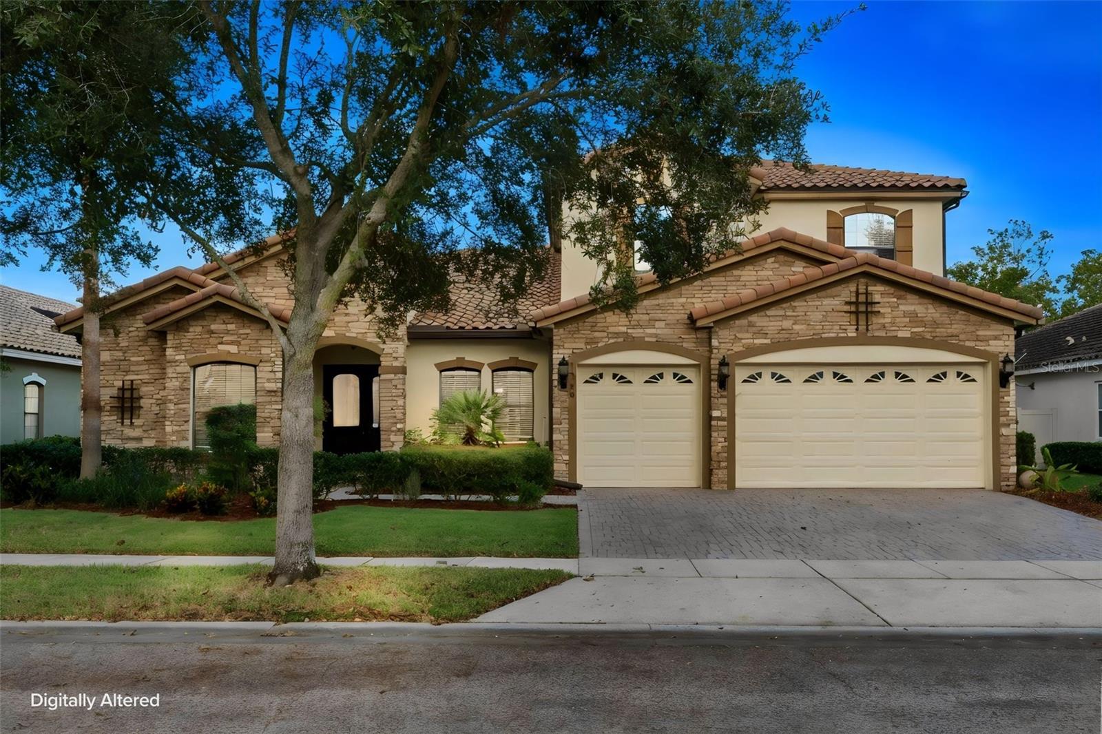 1260 BELLA VISTA CIR