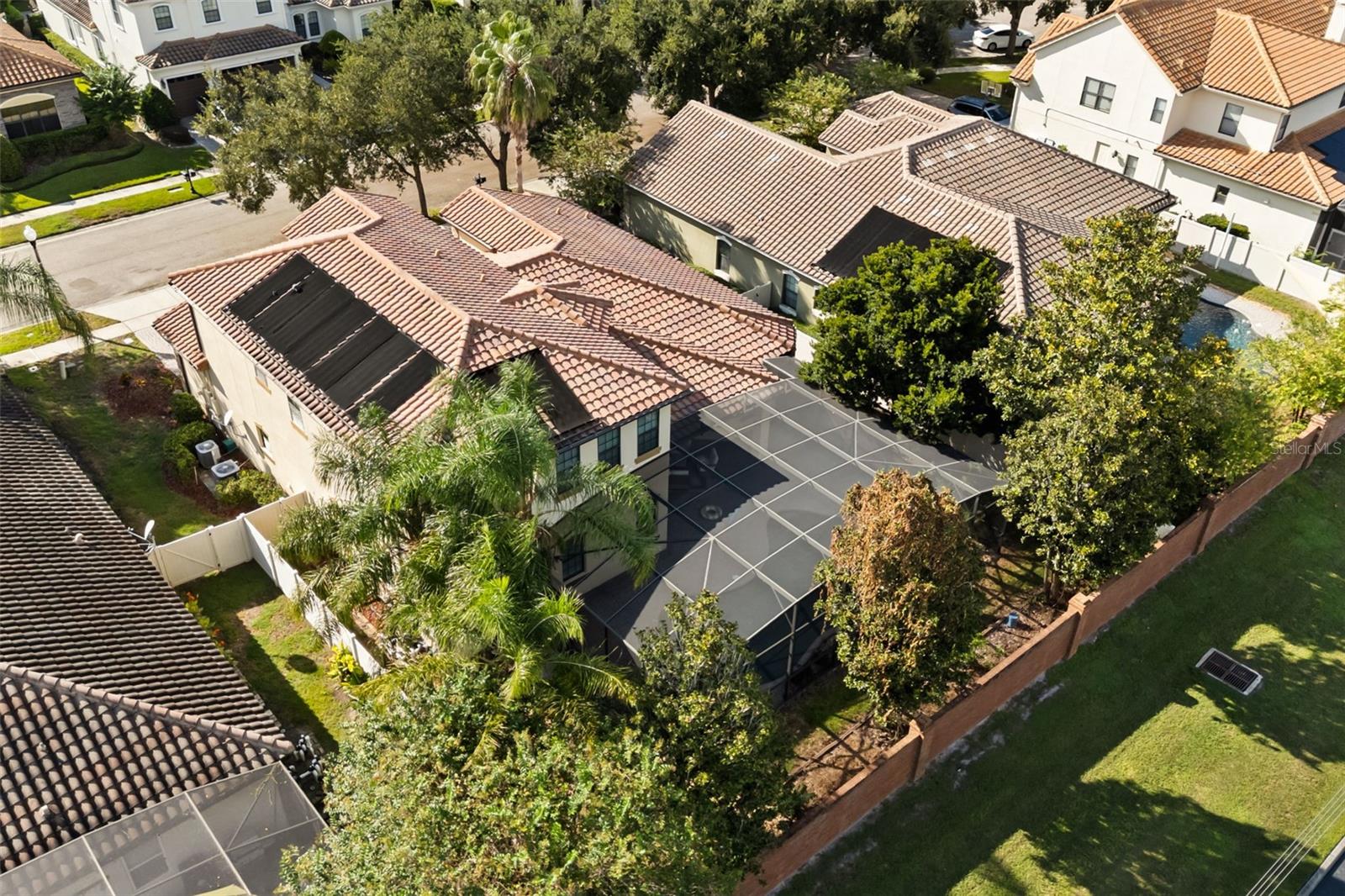 1260 BELLA VISTA CIR