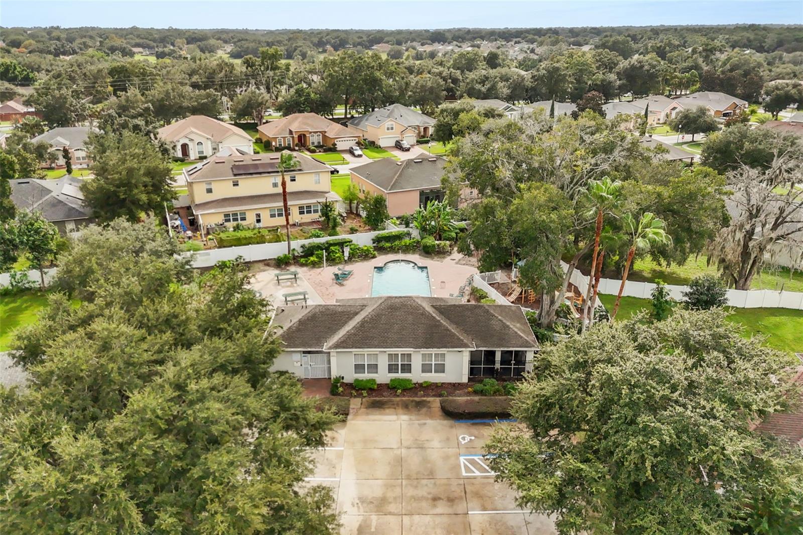 2196 LAUREL BLOSSOM CIR