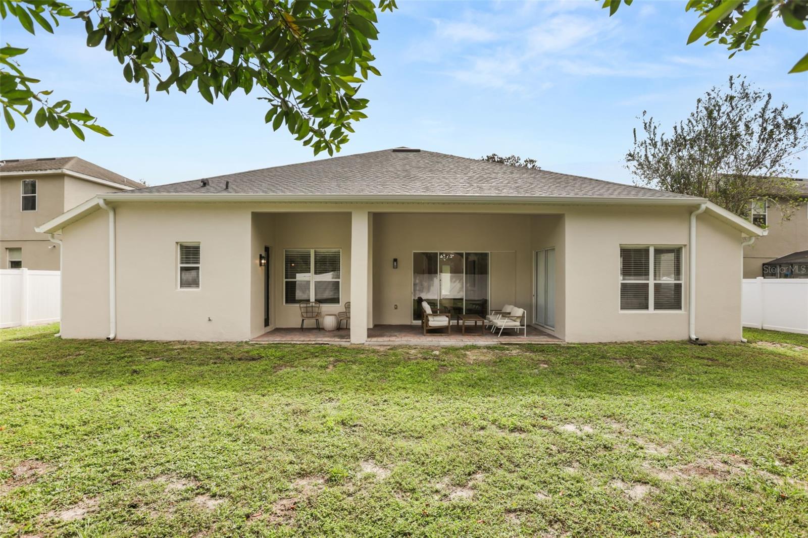 2196 LAUREL BLOSSOM CIR