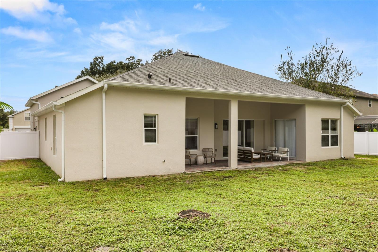 2196 LAUREL BLOSSOM CIR